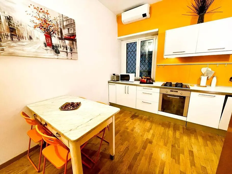 Milano City Life - Charming Central Apt Joie De Vivre